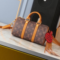 Louis Vuitton Speedy Bags